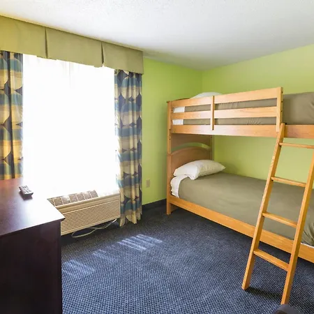 Holiday Inn Express Hotel & Suites-Saint Joseph By Ihg Exterior photo