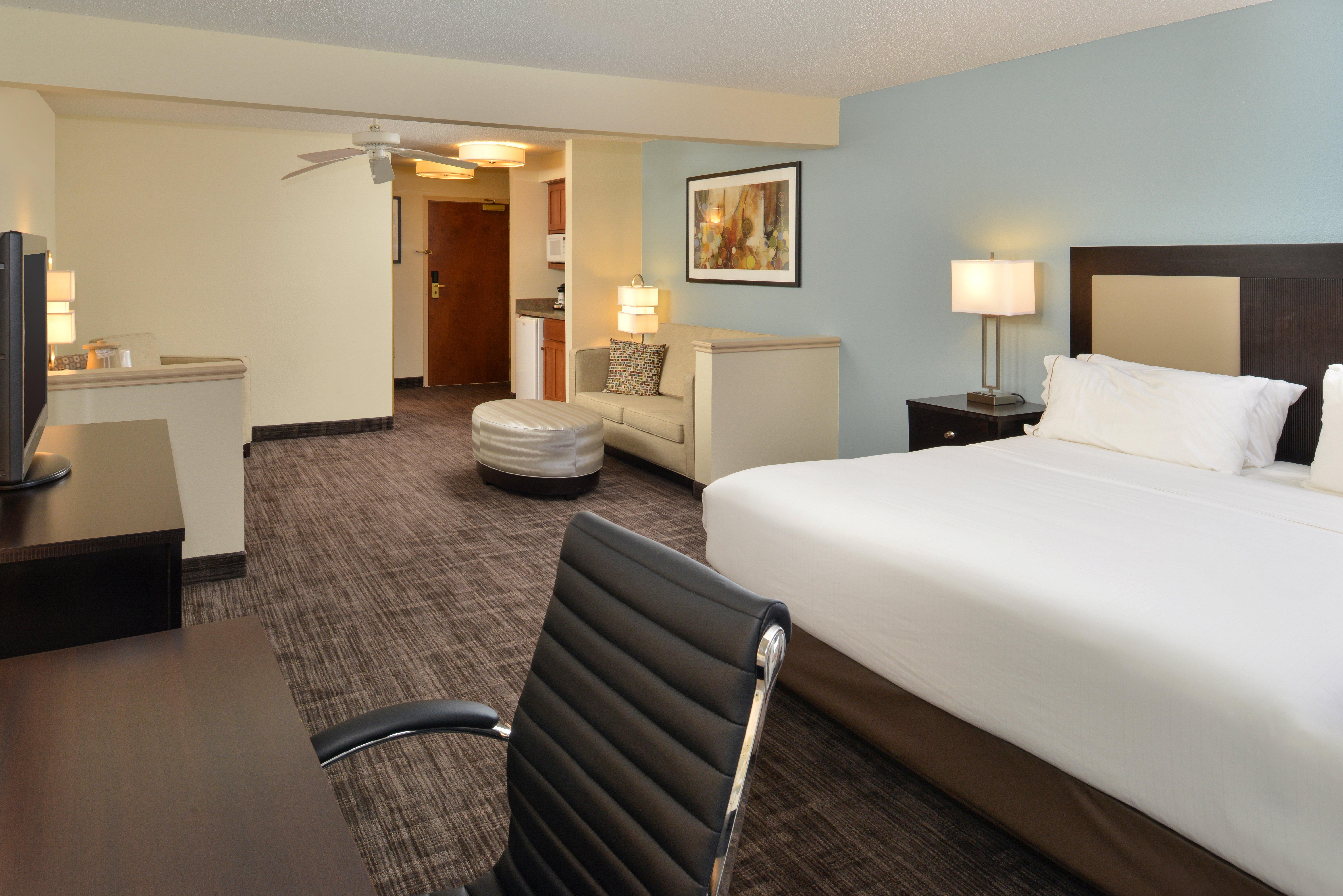 Express & Suites-saint Joseph By Ihg 3* Saint Joseph