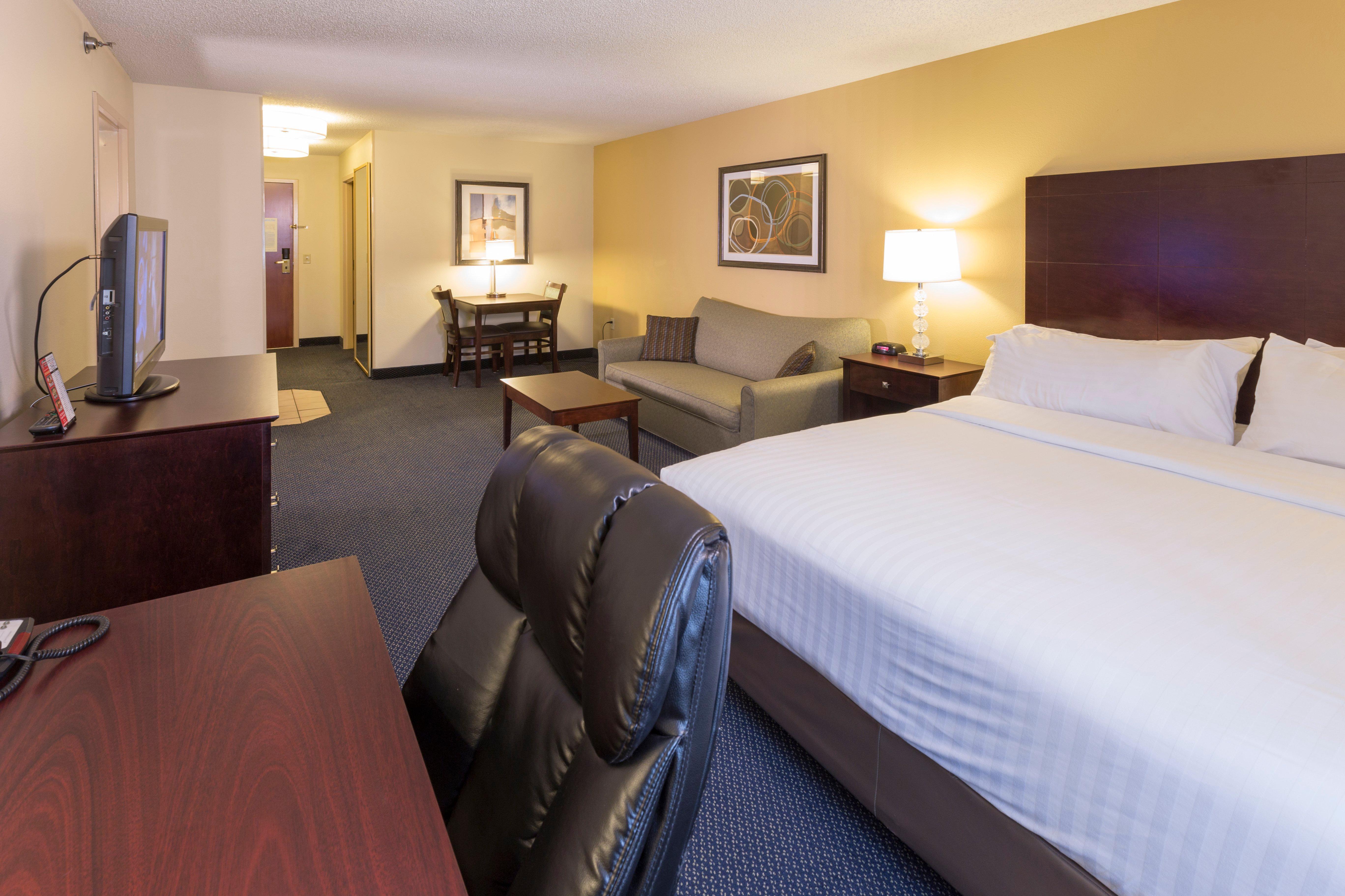 Express & Suites-saint Joseph By Ihg 3* Saint Joseph