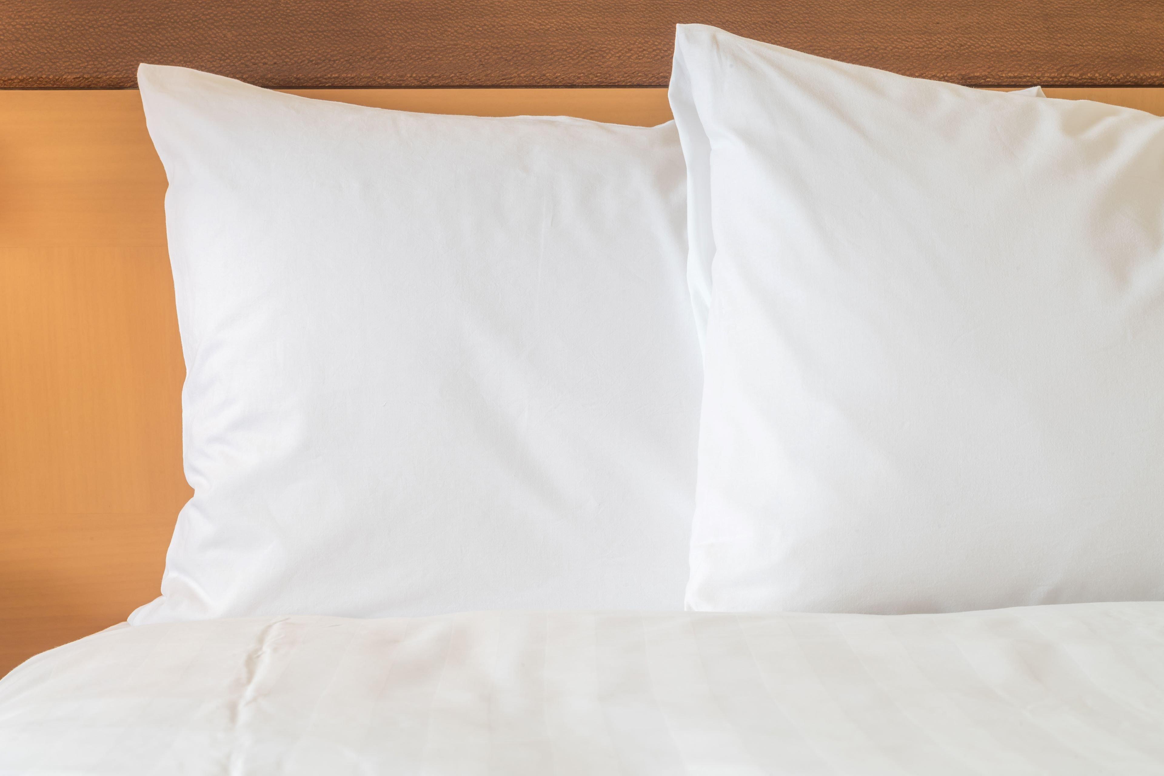 Hotel Express & Suites-saint Joseph By Ihg 3*